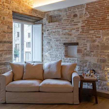 Residenza Donna Iohanna Gubbio